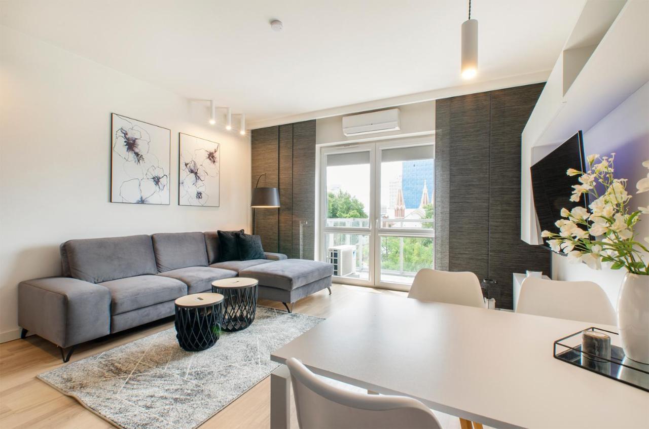 Lupoapartments Ilumino Centrum Parking Dostęp Na Kod Apartament
